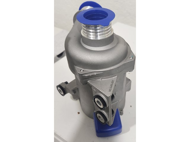 2009 BMW 328Xi Water Pump