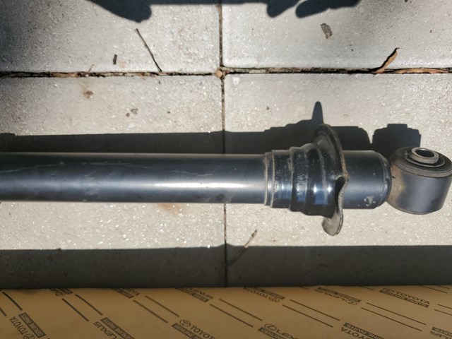 2007 Lexus SC430 rear Shock Absorber