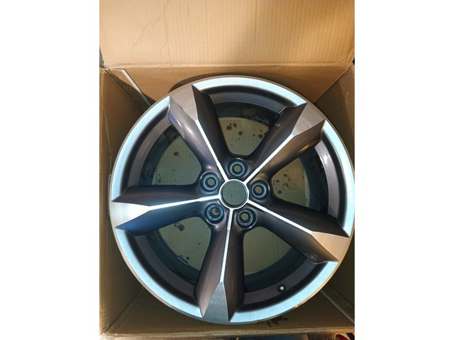 2016 Ford Mustang Tires