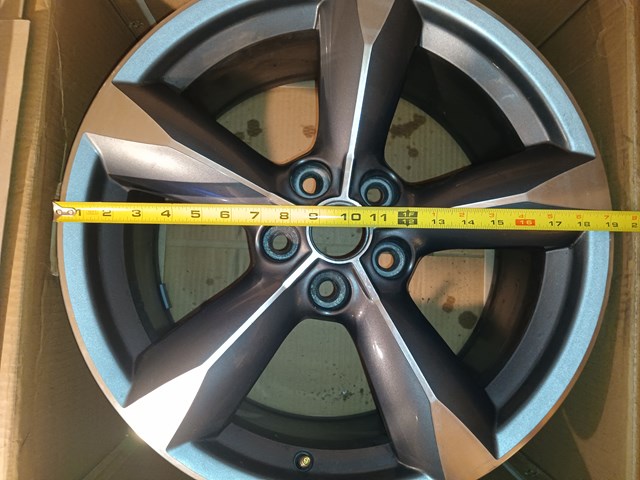 2016 Ford Mustang Tires