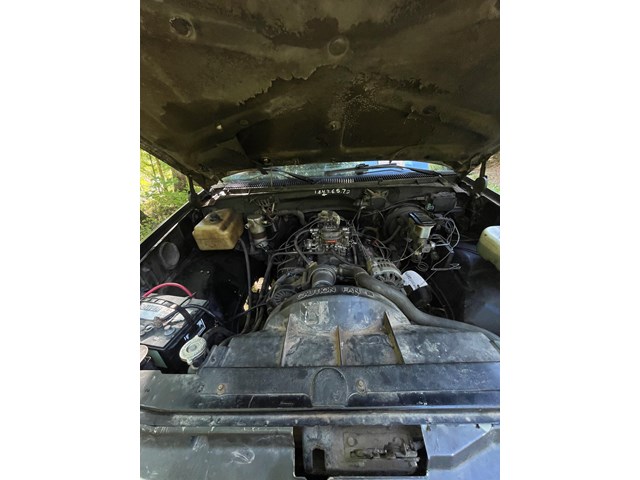 1991 Chevy Silverado 1500 Edelbrock Carburetor