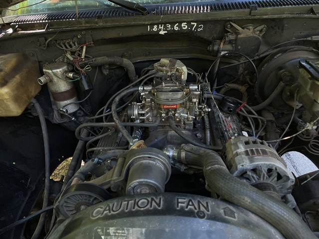 1991 Chevy Silverado 1500 Edelbrock Carburetor