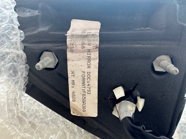 2004 Chevy Silverado 2500 Rear View Mirrors.