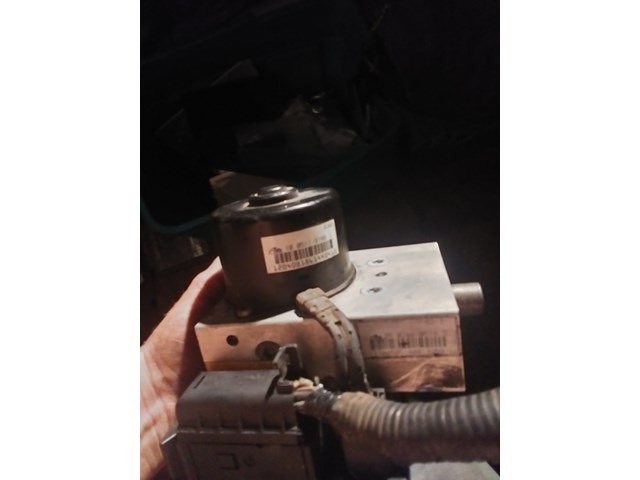 1999 Lincoln Town Car ABS Pump