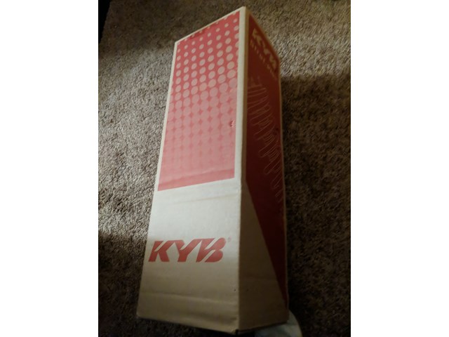 2016 Jeep Patriot Strut