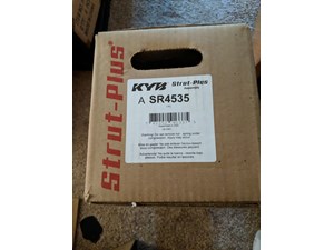 2016 Jeep Patriot Strut