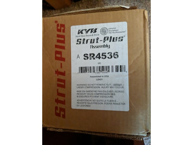 2016 Jeep Patriot StrutKYB Strut-Plus, Quick Strut For 07-16 Jeep Patriot/Compas