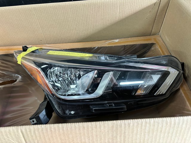 2023 Nissan Versa Headlight