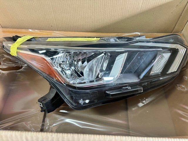 2023 Nissan Versa Headlight
