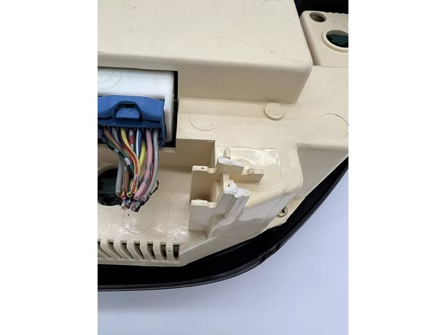 2000-06 Sequoia Radio Bezel Center Vent Auto AC Digital Climate Control OEM 4WD