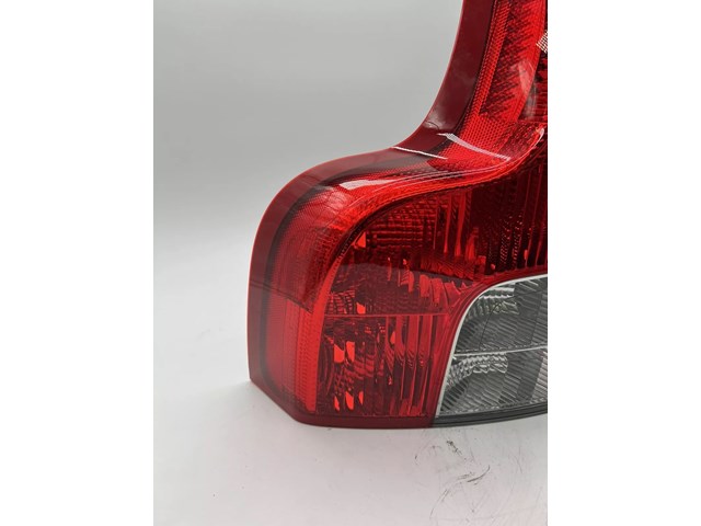 2007-2012 VOLVO XC90 LEFT DRIVER LOWER TAILLIGHT TAIL LIGHT LAMP OEM 07 08 09 10