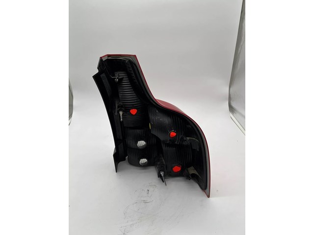 2007-2012 VOLVO XC90 LEFT DRIVER LOWER TAILLIGHT TAIL LIGHT LAMP OEM 07 08 09 10