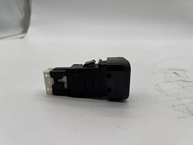 2000-2003 Nissan Maxima SE Hazard 4 Way Flasher Switch Button NILES 06016 OEM