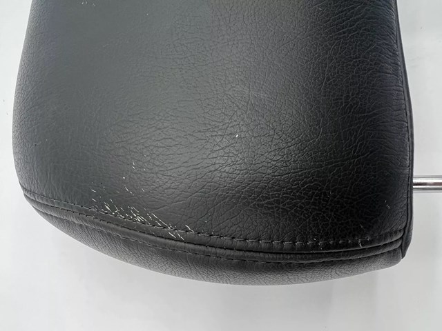 OEM 2001 Isuzu Rodeo 3.2L Rear Seat Headrests Head Rests Gray Set Pair