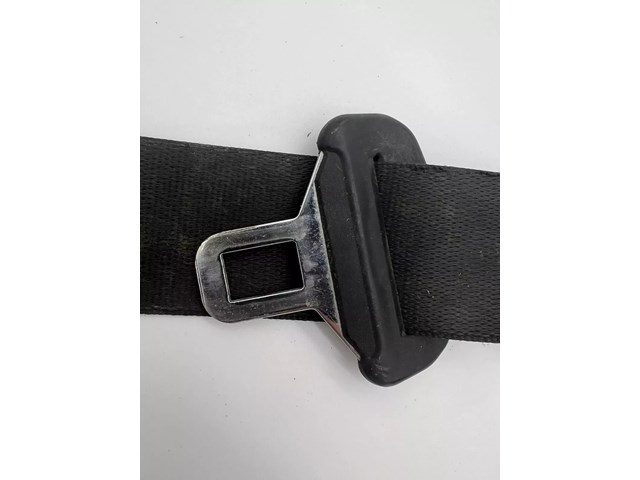 01-05 BMW 325XI 2.5L Front Left Driver Side Seat Upper Belt W/ Buckle Black OEM