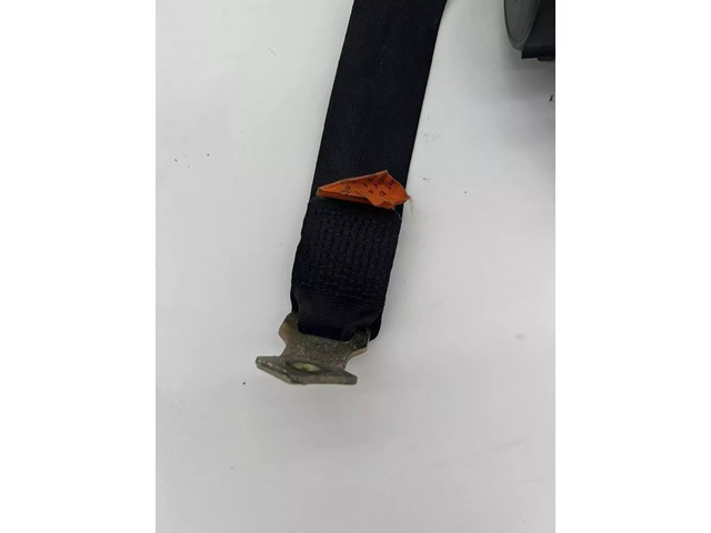 2001-2006 Bmw 330Ci Rear Driver Seat Belt Second Row 72-11-8-201-017 Oem