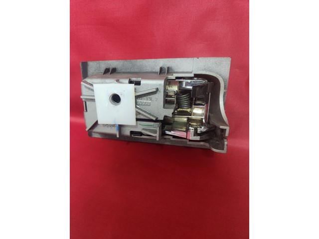 2009-2014 Ford F150 passenger side front interior door handle (09 King Ranch)