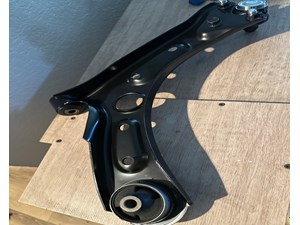2019 Kia Forte Front Lower Control Arm w/ball joint