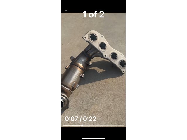 2004 Toyota RAV4 Catalytic Converter