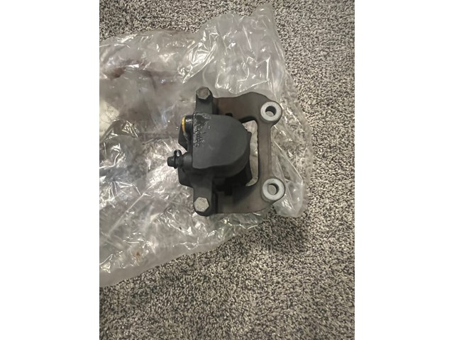 2013 Dodge Challenger Brake Calibers (all 4) with pads  