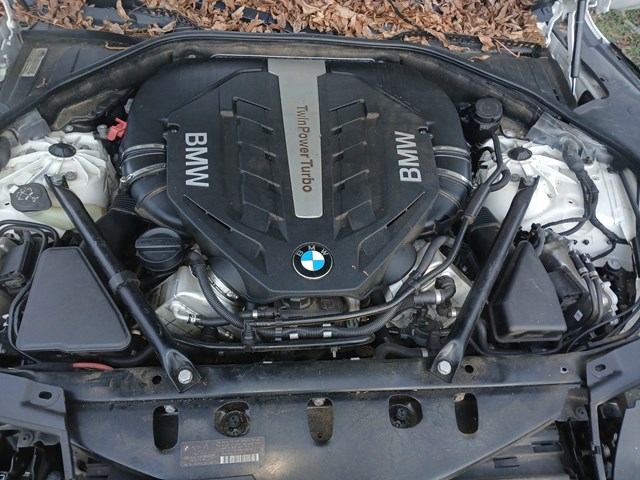 2014 BMW 750Li Engine