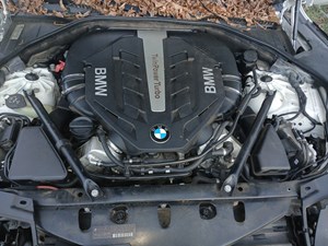 2014 BMW 750Li Engine
