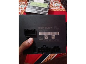 2018 Bentley Continental Front Seat controller module