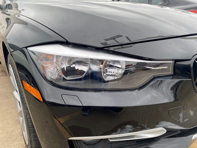 2013 BMW 328xi Brand New Headlight Set