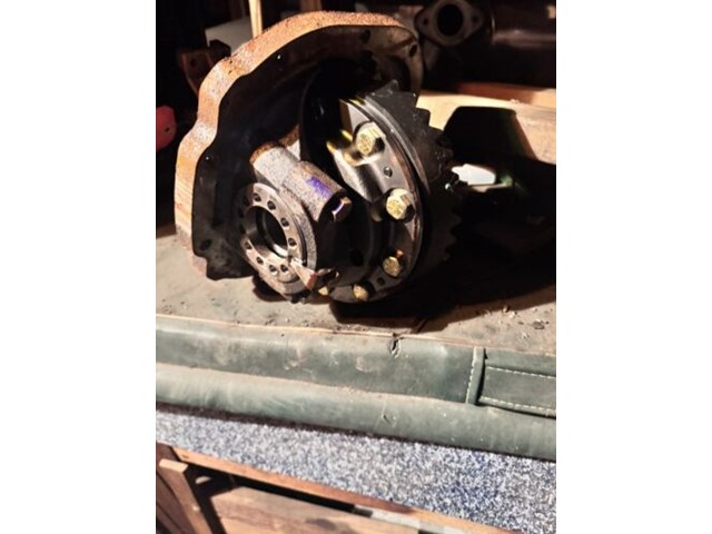 ford 8 inch third member