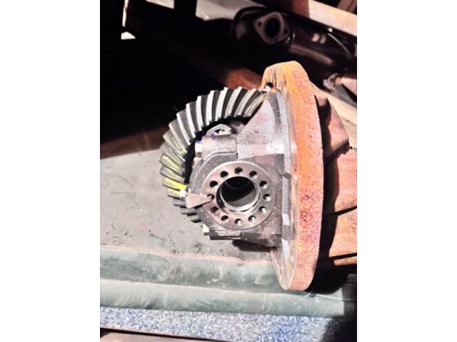 ford 8 inch third member