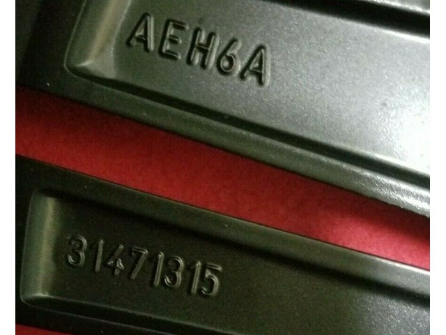 Volvo S60 V60 2019 19