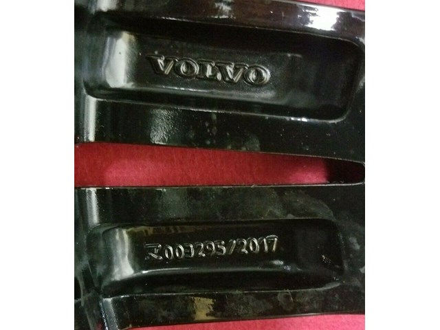 Volvo S60 V60  2019 19