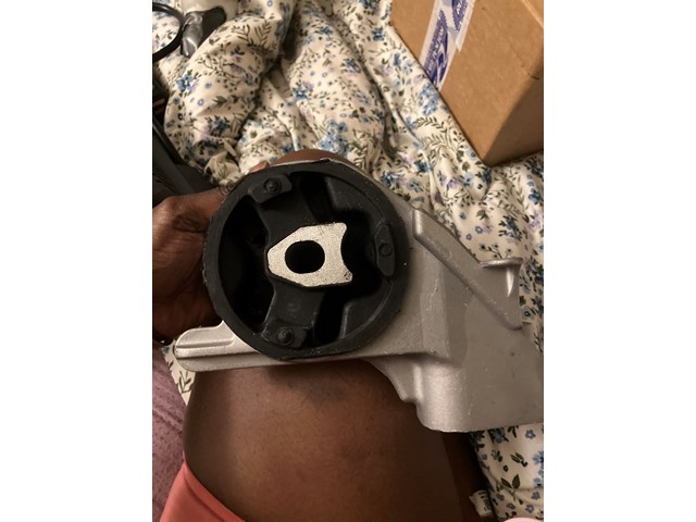 2004 Chevy Malibu Engine Mount