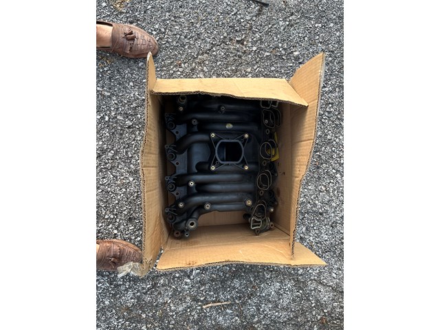 1997 Ford Mustang Intake Manifold