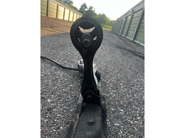 1993 Honda Accord Front lower crossmember / radius rod support bar Traction Bar 