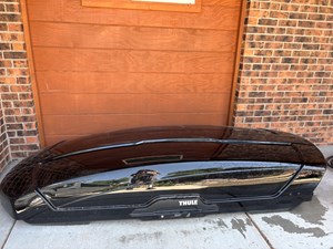 Thule Motion XT RoofTop XXL and Roof rack and accessories