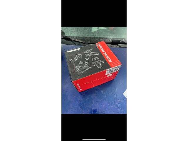 2013 Lexus ES 300h Engine Mount