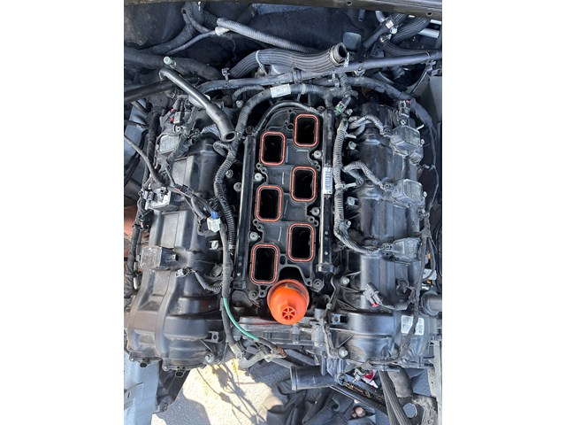 2013 Dodge Challenger Engine and Transmission 