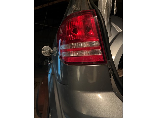 2010 Dodge Journey Tail Light