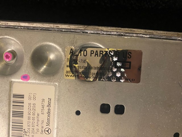 2008 Mercedes C300 Amplifier