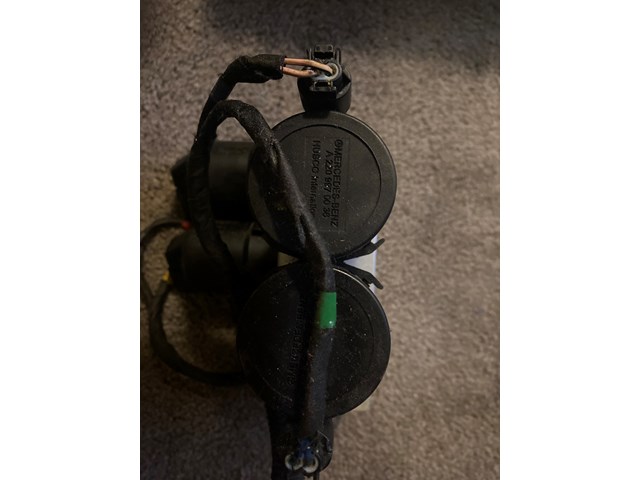 2003 2006 Mercedes A-Class C class or S class Distributor regulator valve 