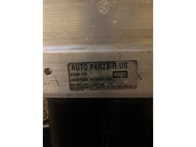 2003 2006 Mercedes A-Class C class or S class Distributor regulator valve 