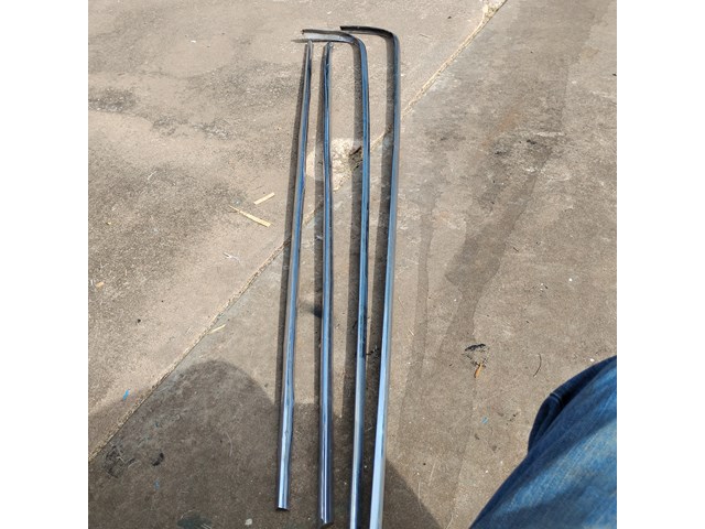 1964 Lincoln Continental Fender Moulding