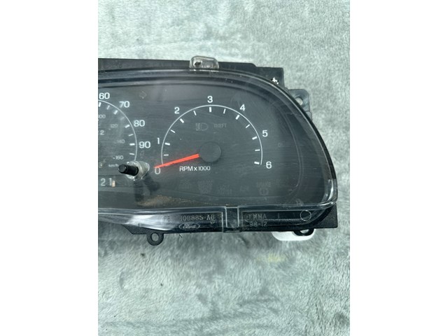 2000 - 2001 Ford Excursion Instrument Cluster Speedometer XC3F-10C956-AC OEM