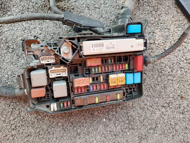2010 Toyota Prius Fuse Box