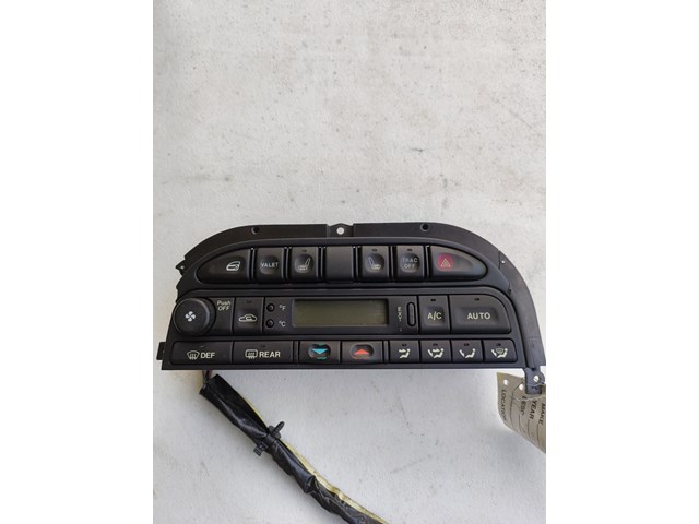 2003 Jaguar XJ Heater/AC Components