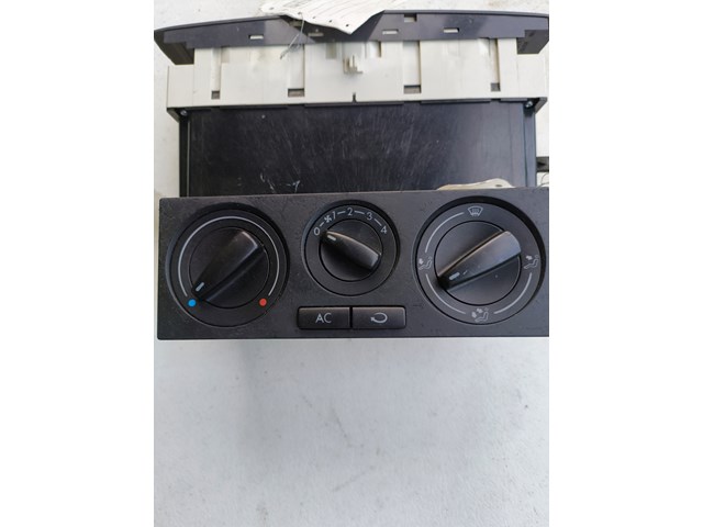 2003 Volkswagen Jetta Heater/AC Components