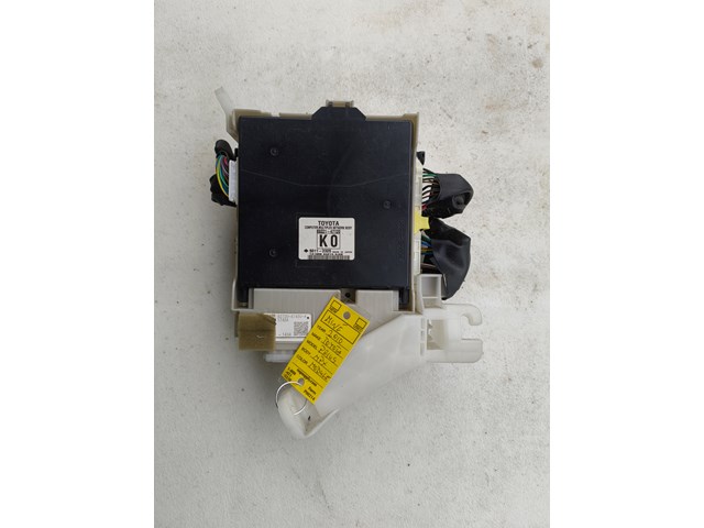 2010 Toyota Prius Fuse Box