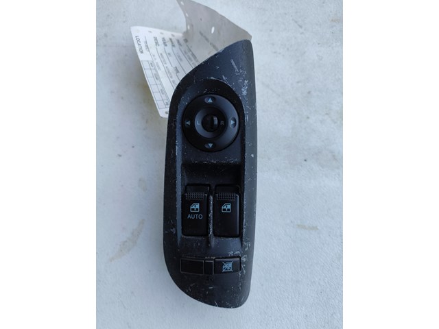 2003 Hyundai Tiburon Door Switch
