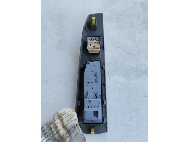 2006 Toyota Prius Door Switch